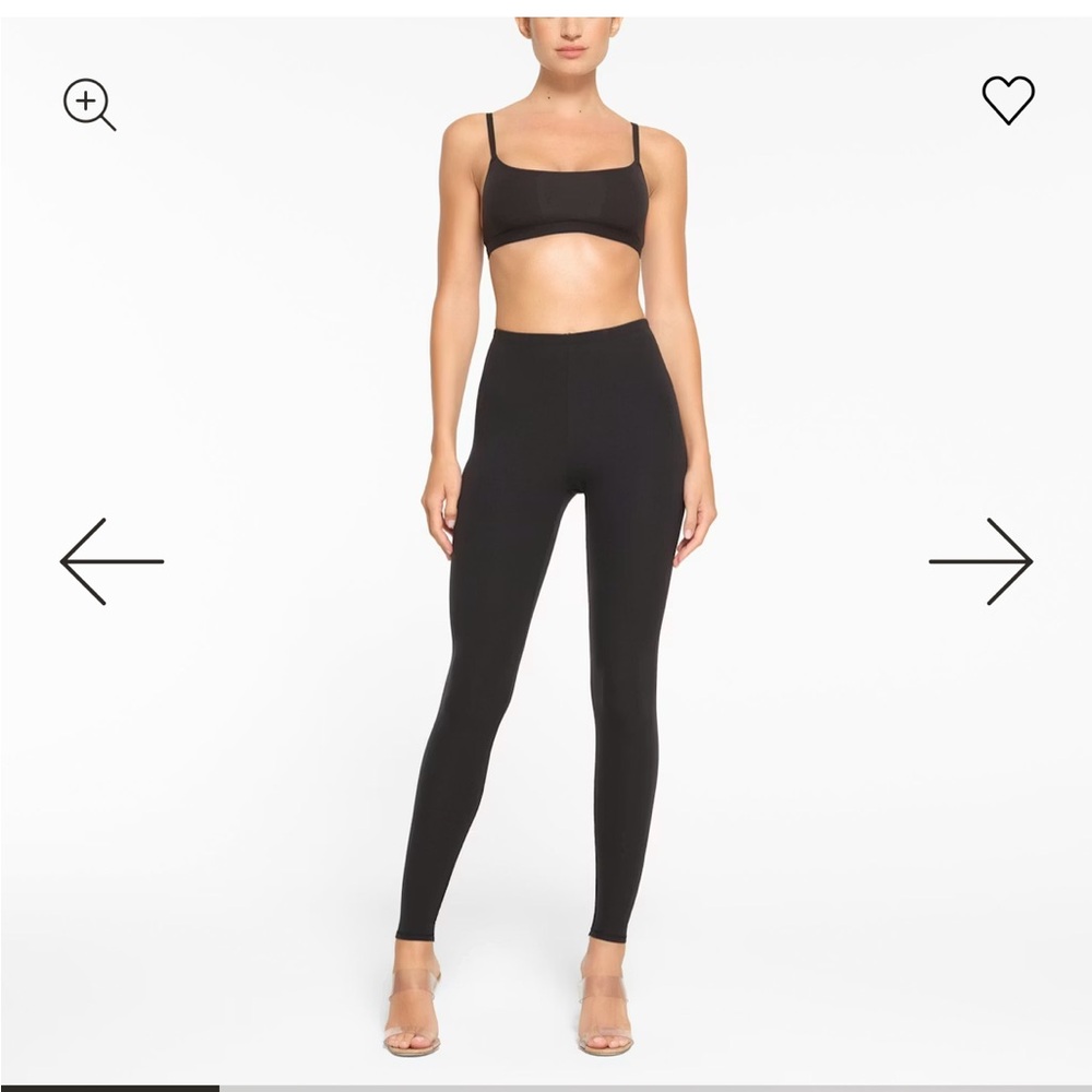 SKIMS Fits Everybody Legging - Picture 3 of 4